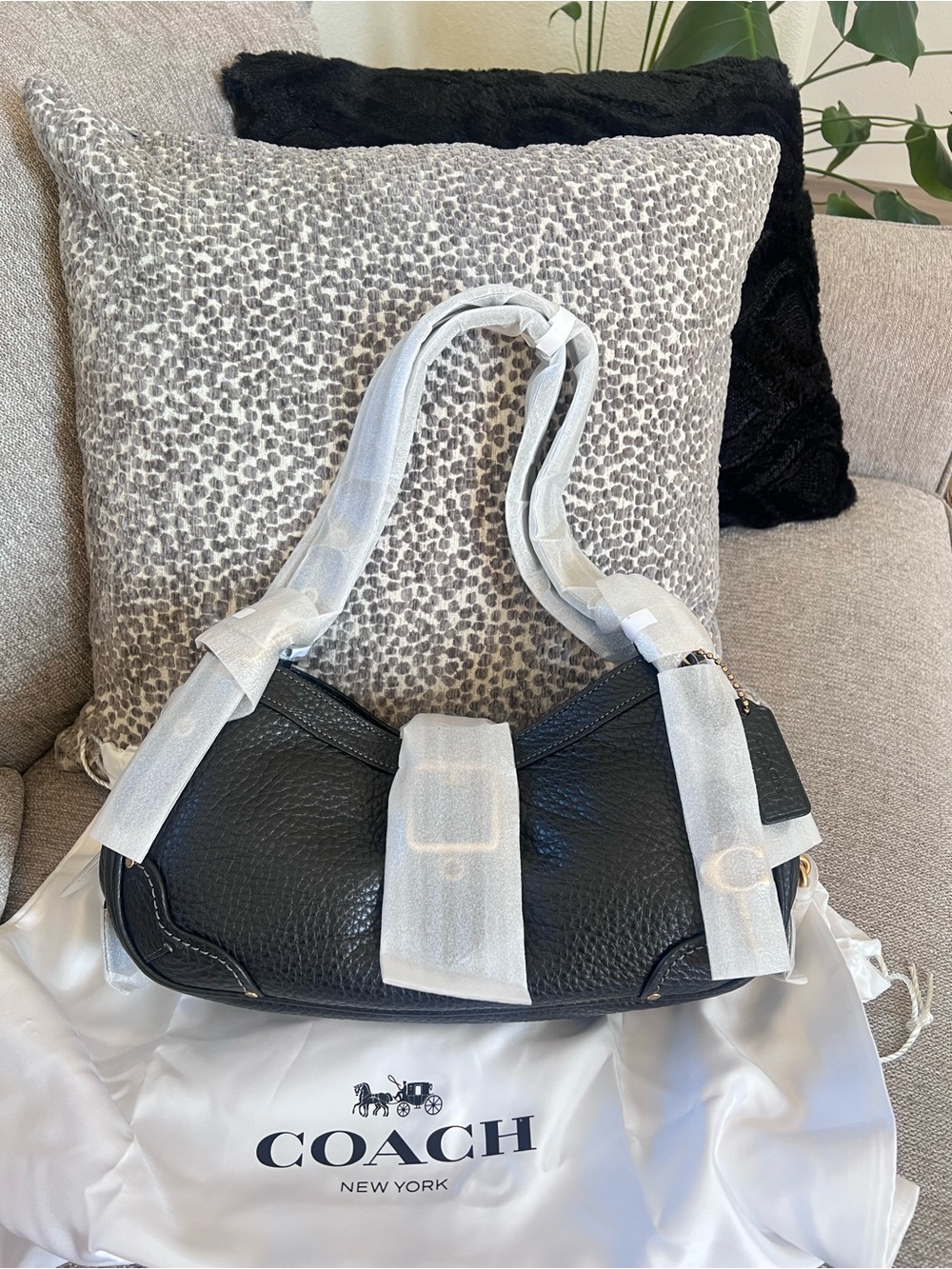Coach Black Brass Drifter Shoulder Bag 31 - Picture 5 of 6